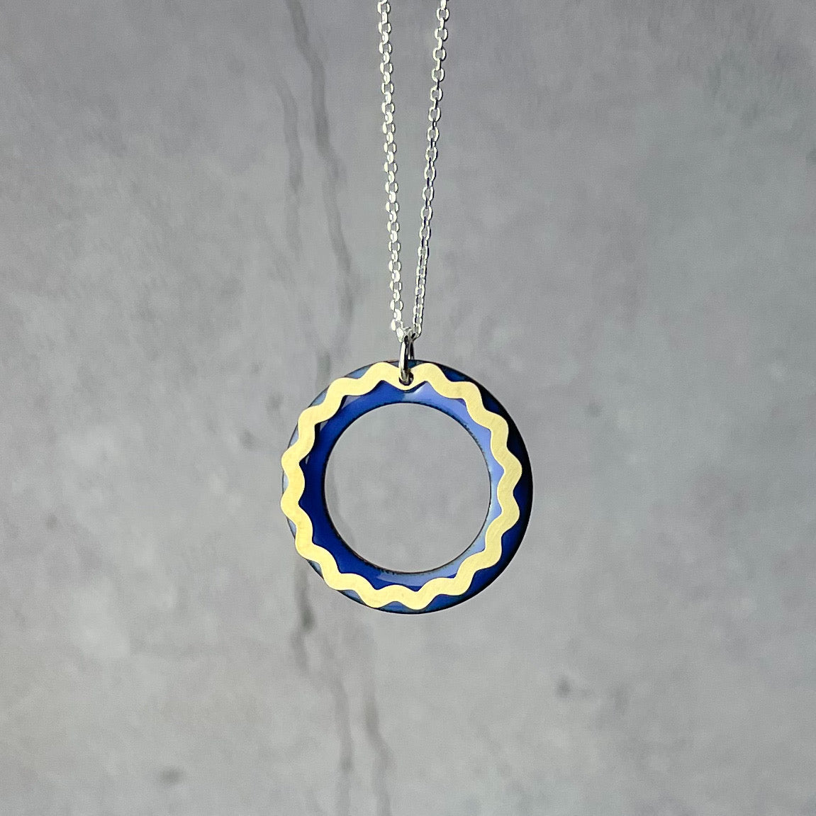 Lapis Wavy Hoop Necklace