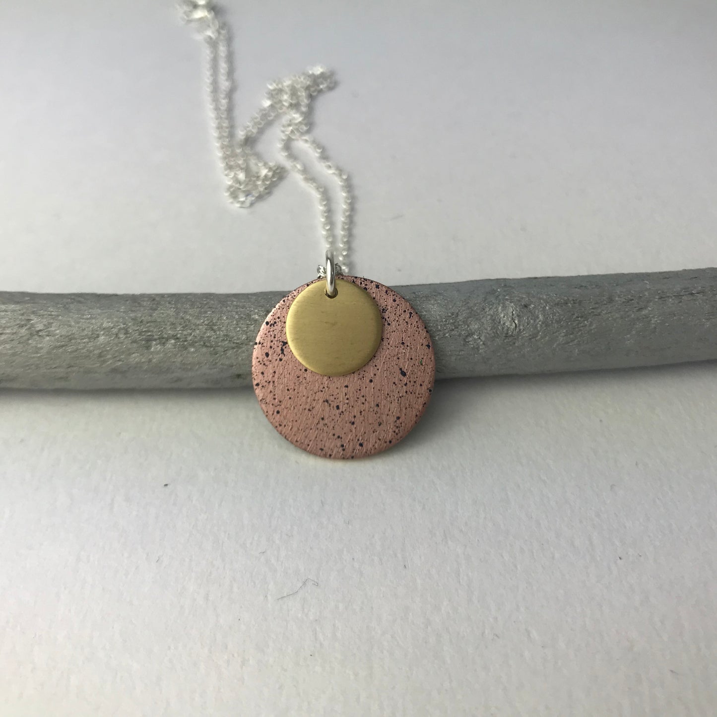 La Laguna Small Dot Necklace