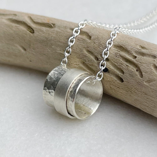 Silver Spinning Necklace